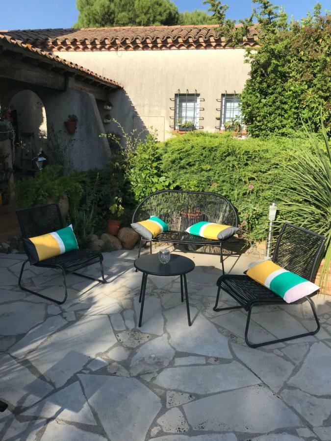Le Jardin De La Cite Bed and Breakfast Carcassonne Exteriör bild